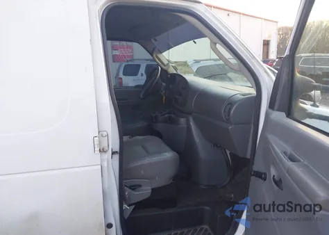 2007 Ford E-350 Super Duty Commercial/Recreational from USA, damaged, VIN 1FTSE34L97DA56845